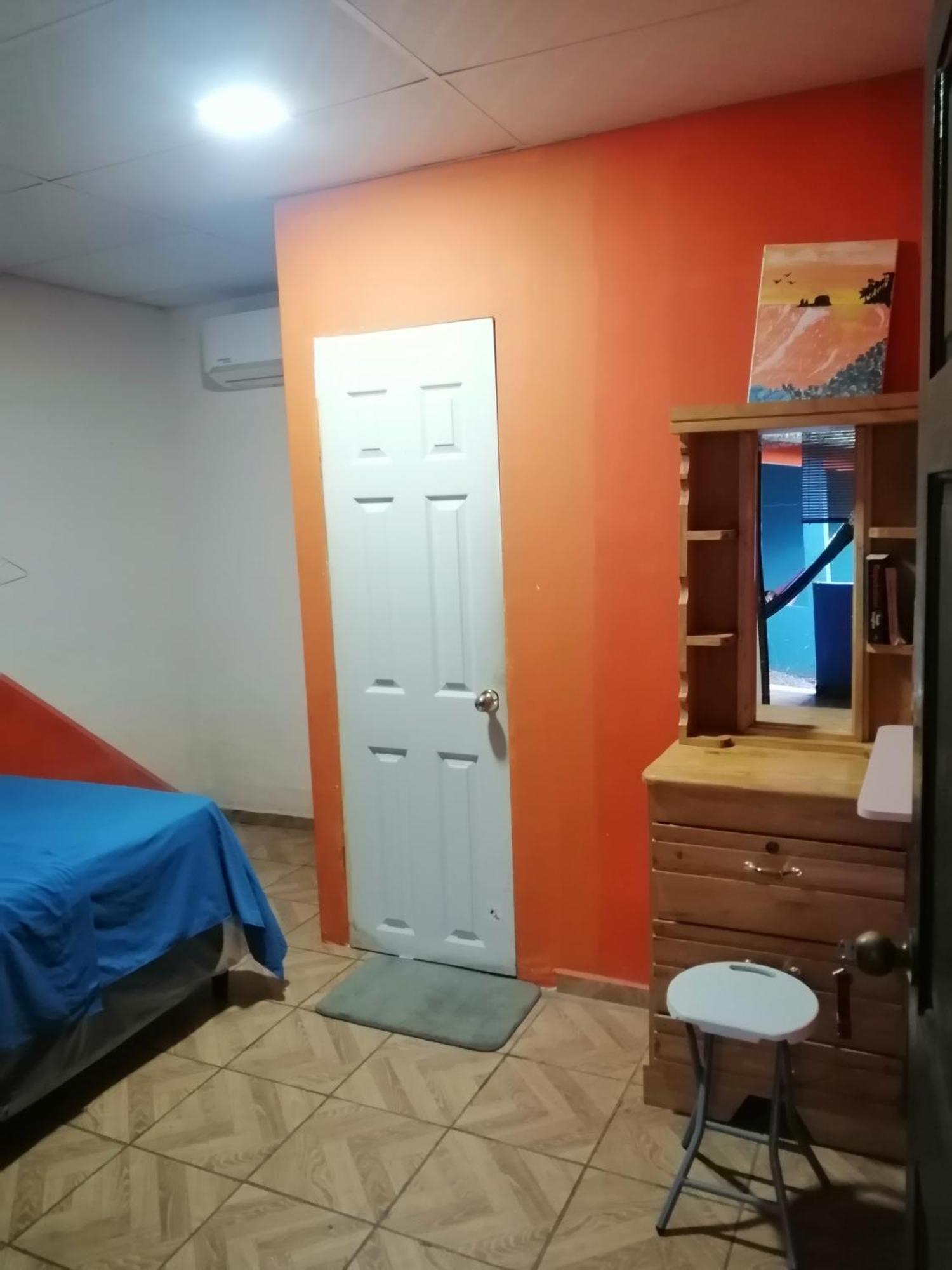 Hostal Nina Oly Tamanique Rom bilde