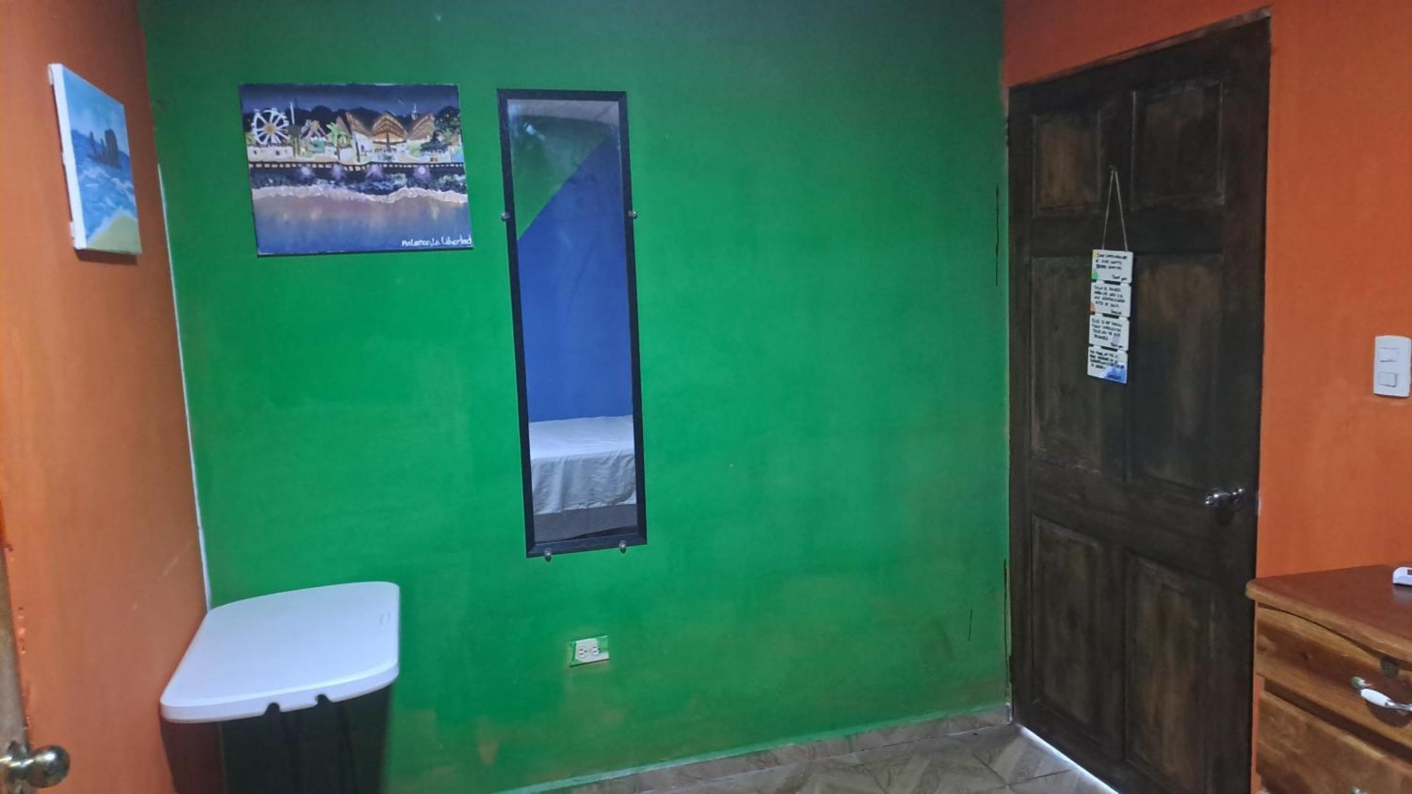 Hostal Nina Oly Tamanique Rom bilde